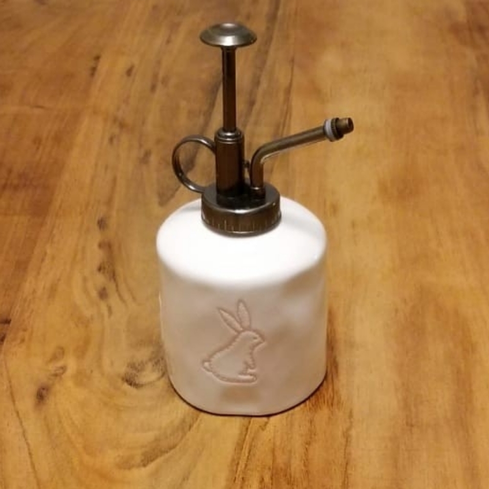 NWT🌿Rae Dunn SWEET HARE SPRAY plant mister
